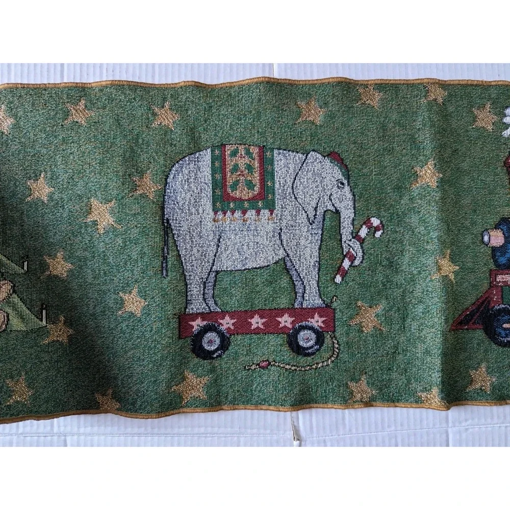Christmas Warren Kimble Table Runner Tapestry Toys Green